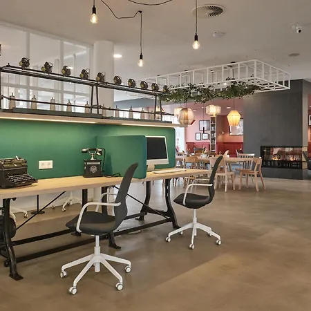 Lively Weisse Dame Apartahotel 3*