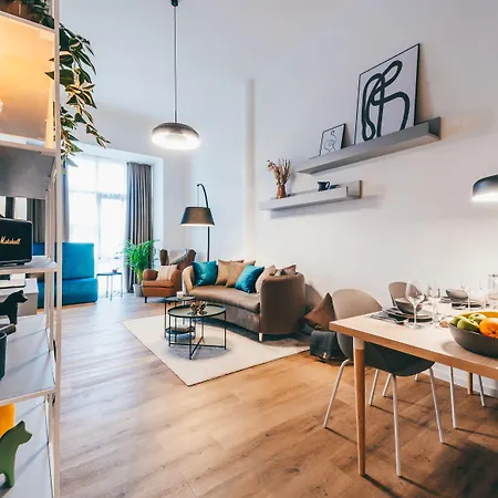 Lejlighedshotel Lively Weisse Dame