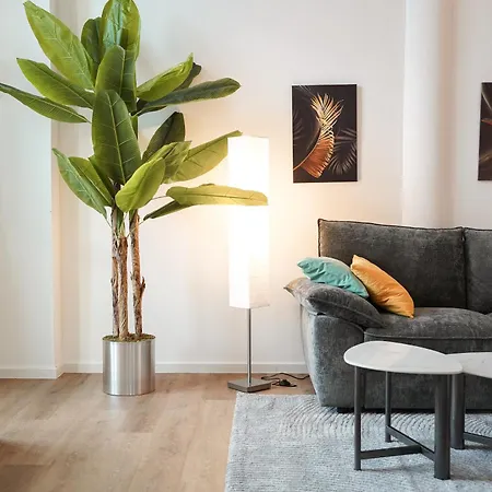 Lively Weisse Dame 3*