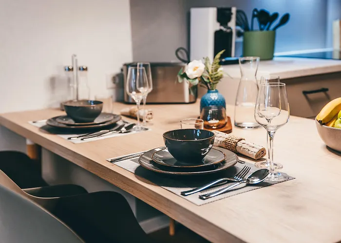 Lively Weisse Dame Apart Otel 3*