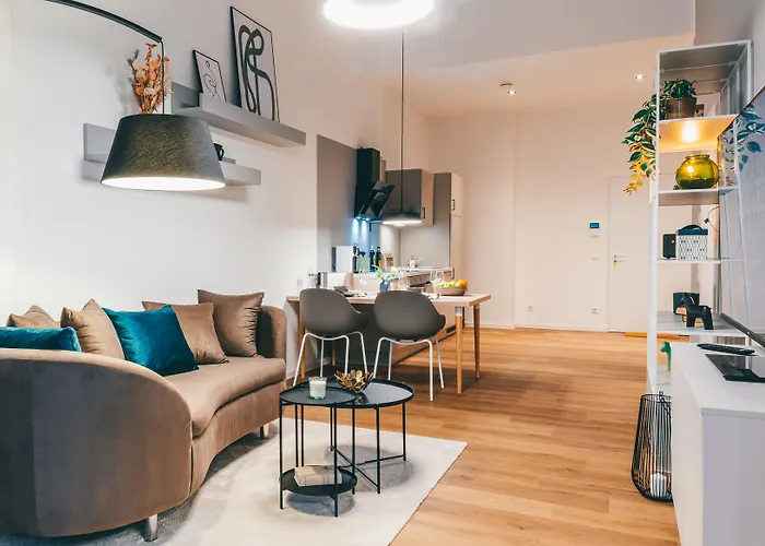 Lively Weisse Dame 3*